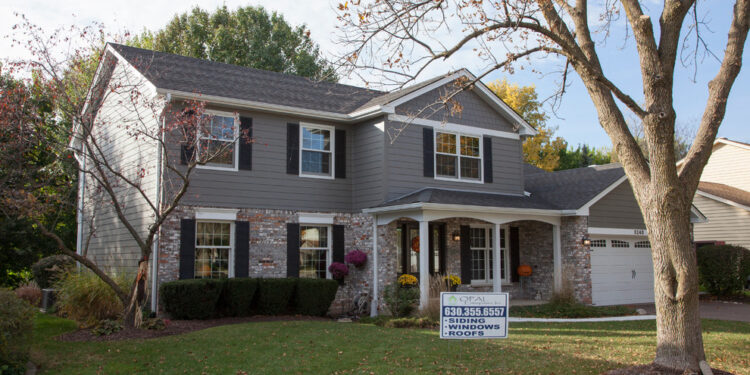 Timeless beauty with Aged Pewter James Hardie Siding - Classique ...